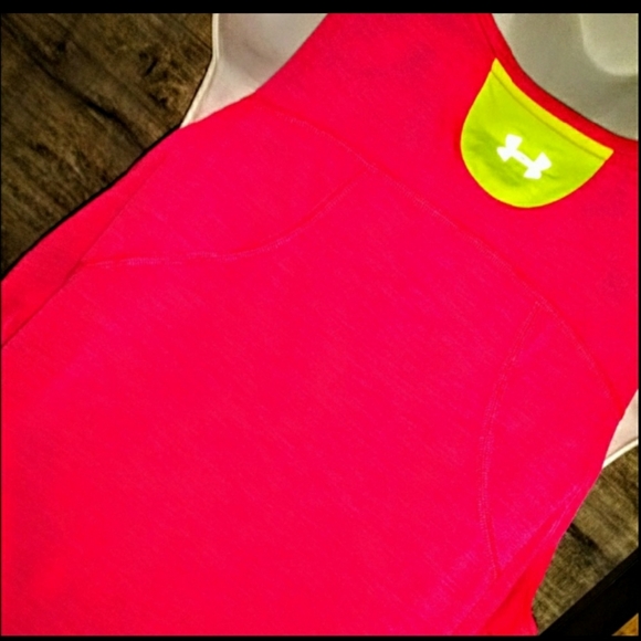 Under Armour Tank Top Size XL Heat Gear Semi Fit - Picture 5 of 10